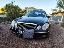 Schwarz Gebraucht 2003 Mercedes E500 Avantgarde Limousine | 7.900 € (Fairer Preis)