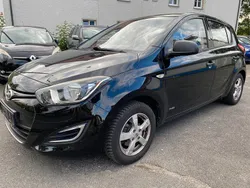 Schwarz Gebraucht 2014 Hyundai i20 Edition Kleinwagen | 4.500 € (Guter Preis)