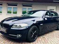 Blau Gebraucht 2011 BMW 520 Sport Line Kombi | 8.000 € (Fairer Preis)