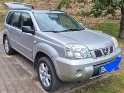 Silber Gebraucht 2005 Nissan X-Trail Comfort SUV | 2.500 € (Guter Preis)