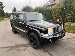 Schwarz Gebraucht 2007 Jeep Commander Overland SUV | 9.950 € (Etwas zu teuer)