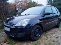 Schwarz Gebraucht 2006 Ford Fiesta Ambiente Kleinwagen | 1.500 € (Fairer Preis)
