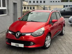 Rot Gebraucht 2014 Renault Clio IV Dynamique Limousine | 5.990 € (Fairer Preis)