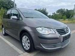 Slate grey metallic Gebraucht 2007 VW Touran Conceptline Van / Kleinbus | 6.850 € (Teuer)