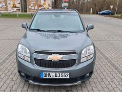 Grau Gebraucht 2011 Chevrolet Orlando Van / Kleinbus | 6.700 € (Fairer Preis)