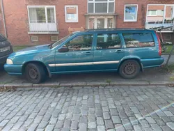 Blau Gebraucht 1998 Volvo V70 Kombi | 3.500 €