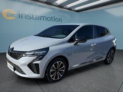 Grau Gebraucht 2025 Renault Clio V Kleinwagen | 20.499 € (Etwas zu teuer)