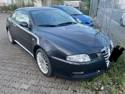 Schwarz Gebraucht 2005 Alfa Romeo GT Coupé | 6.990 € (Etwas zu teuer)