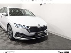 Weiß Gebraucht 2023 Skoda Octavia Style Kombi | 24.880 € (Fairer Preis)