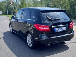 Schwarz Gebraucht 2012 Mercedes B180 Van / Kleinbus | 8.900 € (Fairer Preis)