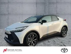 Platinumweiß perleffekt / dac Neu 2025 Toyota C-HR SUV | 37.490 € (Fairer Preis)