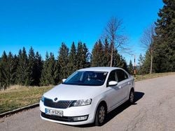 Weiß Gebraucht 2015 Skoda Rapid Ambition Limousine | 3.500 € (Superpreis)