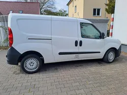 Weiß Gebraucht 2015 Opel Combo Van / Kleinbus | 5.350 € (Fairer Preis)