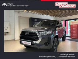 Grau Neu 2024 Toyota HiLux Comfort Abholung | 49.990 € (Etwas zu teuer)
