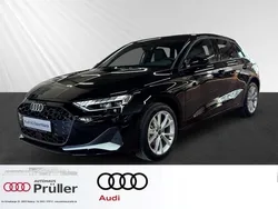 Mythosschwarz metallic (schwarz) Neu 2025 Audi A3 Sportback Advanced Limousine | 38.490 € (Fairer Preis)