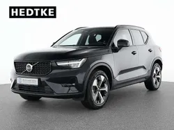 Schwarz Gebraucht 2022 Volvo XC40 Plus SUV | 34.990 € (Fairer Preis)