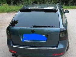 Grau Gebraucht 2010 Skoda Octavia Elegance Kombi | 5.555 € (Guter Preis)