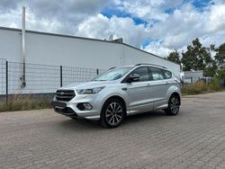 Silber Gebraucht 2020 Ford Kuga SUV | 17.000 € (Fairer Preis)