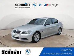 Titansilber Gebraucht 2006 BMW 325 Advantage Limousine | 6.890 €