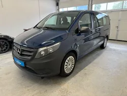 Stahlblau Gebraucht 2022 Mercedes Vito Van / Kleinbus | 26.999 € (Etwas zu teuer)