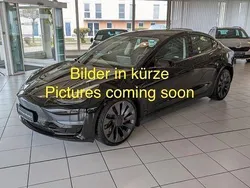 Grau Gebraucht 2022 Tesla Model 3 Standard Range Limousine | 26.490 € (Fairer Preis)