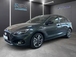Cypress green Neu 2025 Hyundai i30 Advantage Limousine | 25.710 € (Fairer Preis)