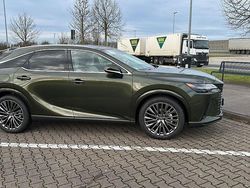 Grün Gebraucht 2024 Lexus RX450 Luxury Line SUV | 71.899 € (Fairer Preis)