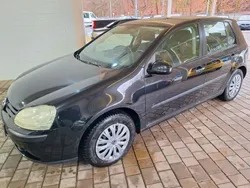 Schwarz Gebraucht 2004 VW Golf V Trendline Limousine | 2.000 € (Fairer Preis)