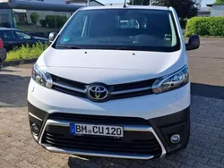 Weiß Gebraucht 2021 Toyota Proace Comfort Van | 16.900 € (Superpreis)