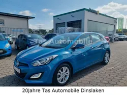 Blau Gebraucht 2012 Hyundai i30 Classic Limousine | 6.999 € (Fairer Preis)