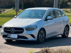 Silber Gebraucht 2023 Mercedes B220 Progressive Van / Kleinbus | 33.100 € (Superpreis)