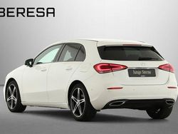 Weiß Gebraucht 2022 Mercedes A200 Kleinwagen | 32.780 € (Teuer)
