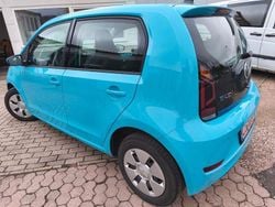 Blau Gebraucht 2021 VW e-up! Kleinwagen | 10.990 € (Guter Preis)