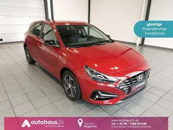 Rot Gebraucht 2021 Hyundai i30 Intro Edition Limousine | 17.220 € (Fairer Preis)