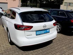 Weiß Gebraucht 2022 Opel Insignia Kombi | 16.950 € (Fairer Preis)
