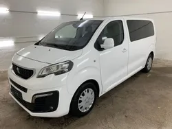 Weiß Gebraucht 2017 Peugeot Traveller Active Van / Kleinbus | 15.960 € (Fairer Preis)