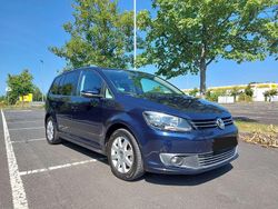 Blau Gebraucht 2010 VW Touran Comfortline Van / Kleinbus | 7.700 € (Fairer Preis)