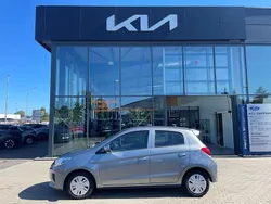 Grau Gebraucht 2021 Mitsubishi Space Star Spirit Limousine | 8.990 € (Guter Preis)