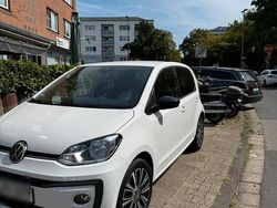 Weiß Gebraucht 2021 VW up! Active Kleinwagen | 10.800 € (Fairer Preis)