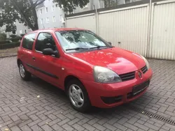 Rot Gebraucht 2008 Renault Clio II Kleinwagen | 1.300 € (Fairer Preis)