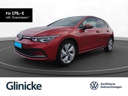 Kings red metallic Gebraucht 2023 VW Golf VIII Style Limousine | 24.880 € (Guter Preis)
