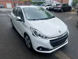 Lack weiss banquise/deckende l Gebraucht 2019 Peugeot 208 Signature Sky Kleinwagen | 7.499 € (Guter Preis)