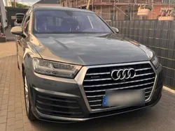 Grau Gebraucht 2015 Audi Q7 Comfort SUV | 28.200 € (Fairer Preis)