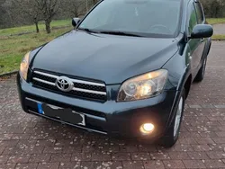 Grün Gebraucht 2006 Toyota RAV4 Executive SUV | 5.100 € (Teuer)