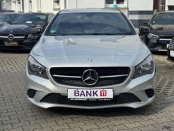 Silber Gebraucht 2013 Mercedes CLA200 Limousine | 17.999 € (Fairer Preis)