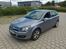 Grau Gebraucht 2006 Opel Astra Edition Limousine | 650 € (Superpreis)