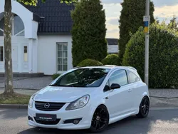 Schwarz Gebraucht 2009 Opel Corsa Edition Kleinwagen | 4.490 € (Etwas zu teuer)
