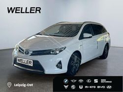 Weiss Gebraucht 2014 Toyota Auris Hybrid Edition Kombi | 13.990 € (Etwas zu teuer)