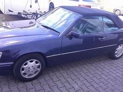 Blau Gebraucht 1996 Mercedes E220 Cabrio | 19.500 € (Superpreis)