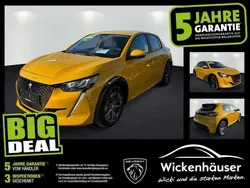 Lack gelb faro/typ aussenverkl Gebraucht 2022 Peugeot e-208 Active Kleinwagen | 15.990 € (Fairer Preis)